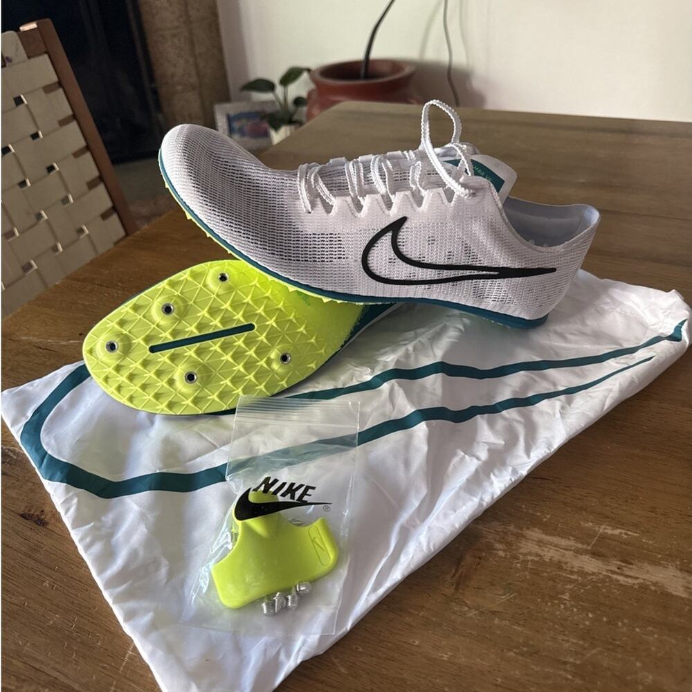 Nike Zoom Mamba 6 Track & Field Spikes Shoes White Bright DR2733 102 Men's Sz 13